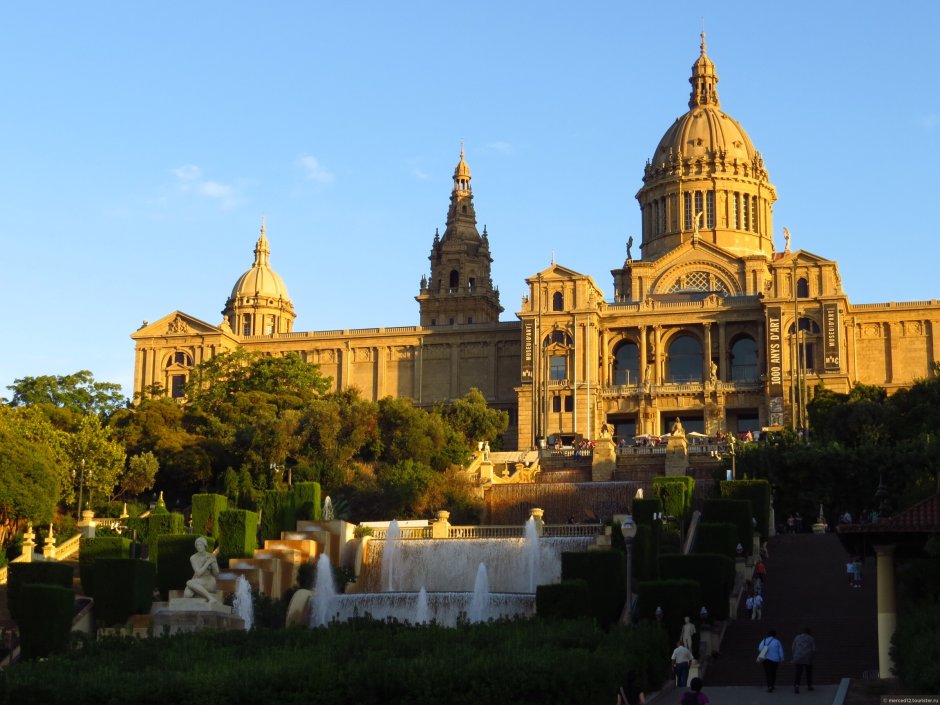 Национальный дворец Каталонии скульптуры