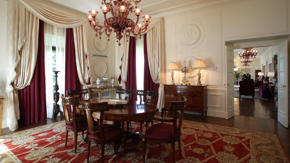 Four Seasons President Lux