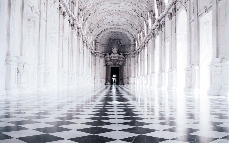 Мраморный коридор во Дворце