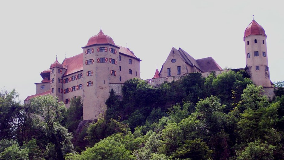 Хурбург замок