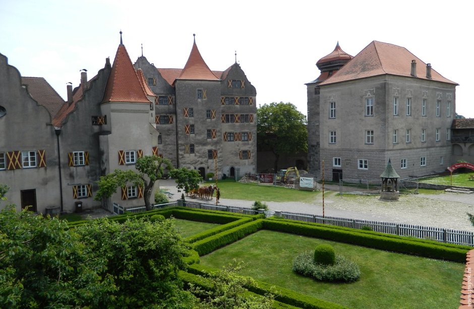 Харбург (замок, Бавария)