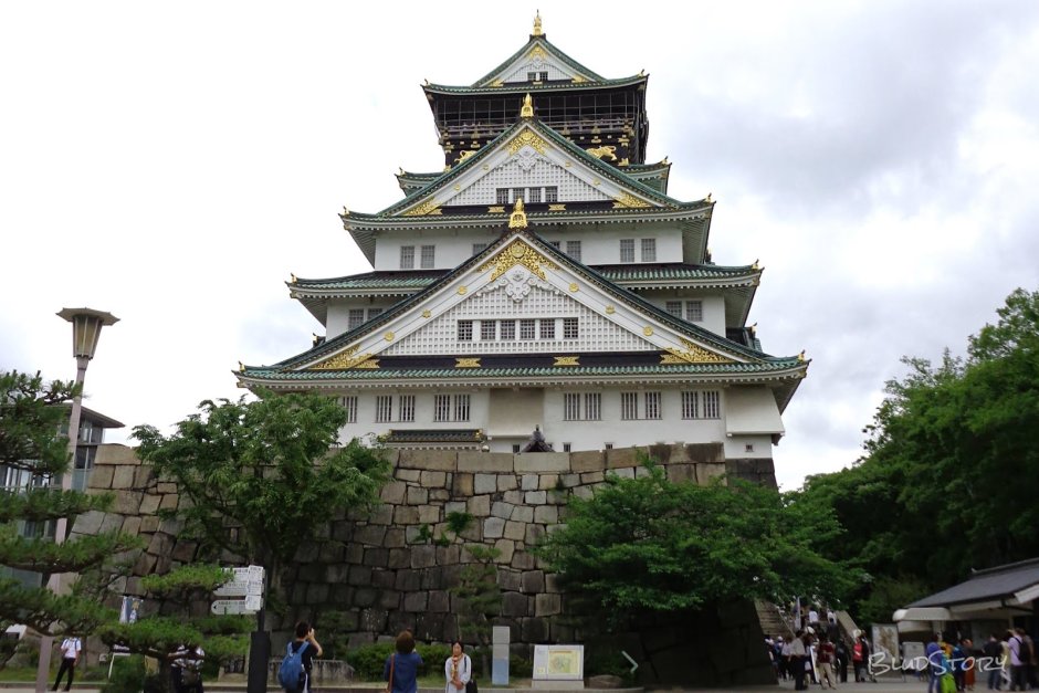 Замок Осака сверху