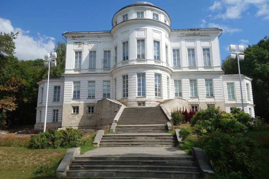Дворец графа Бобринского в Богородицке