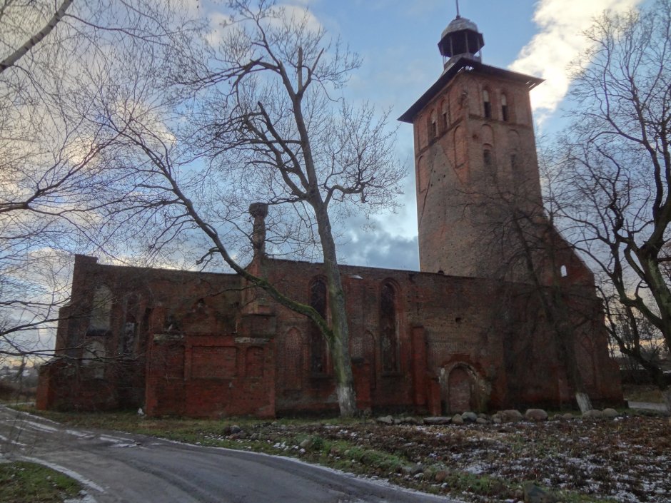 Замок Таплакен в Калининградской области
