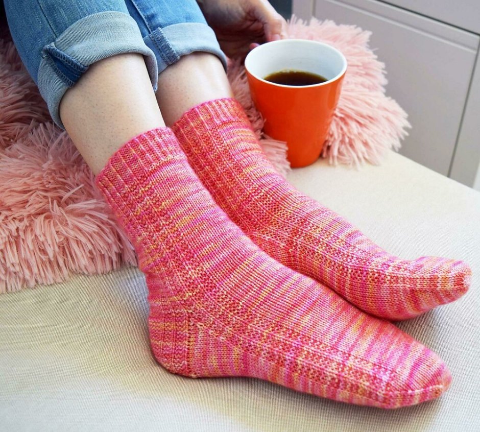 Интересный дизайн носков