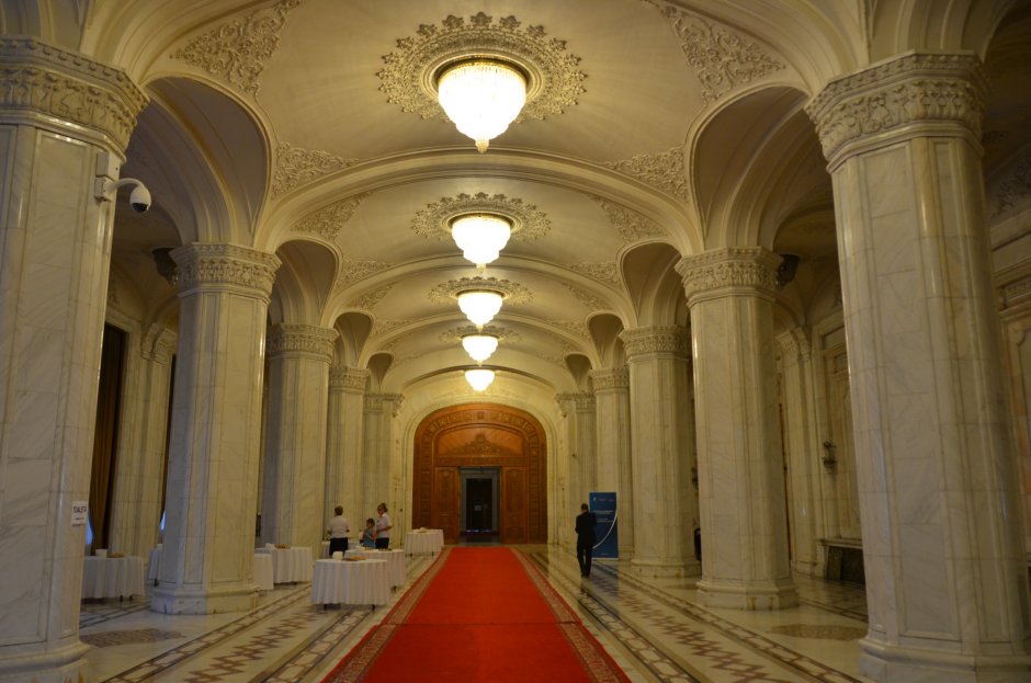 Дворец парламента Бухарест интерьер