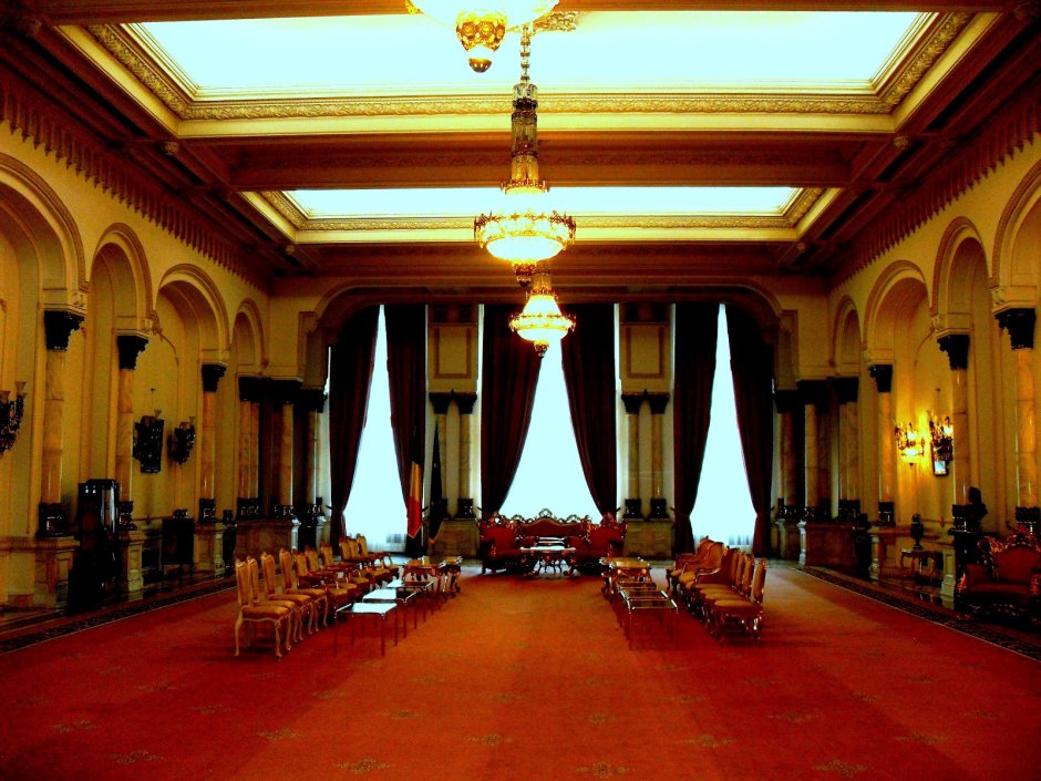 Дворец Чаушеску внутри