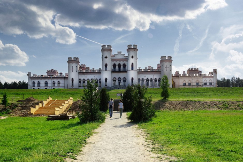 Замок Минковские Польша
