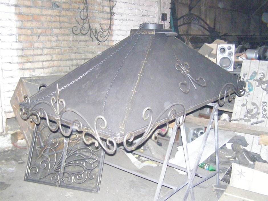 Кованый камин