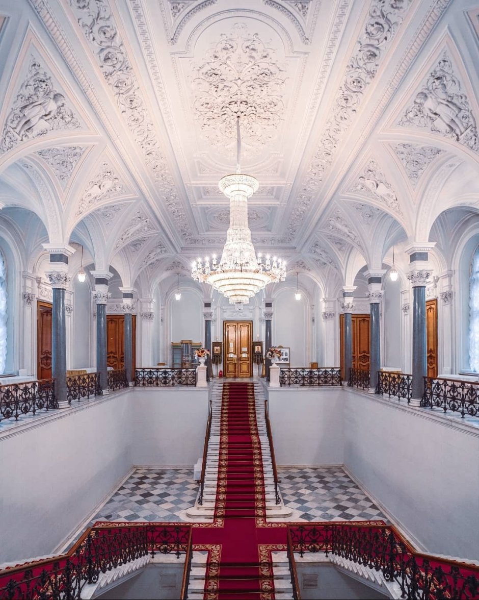 Николаевский дворец в Санкт-Петербурге елка