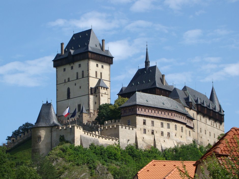 Замок Карлштейн Чехия нарисовать