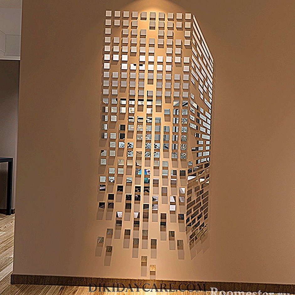 Декор стены зеркалами