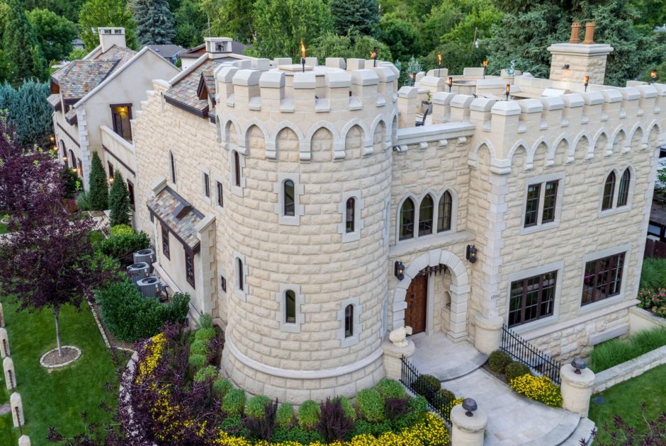 Warm Springs Castle, Boise, Idaho