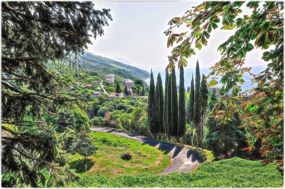 Замок Баграта и Беслетский мост