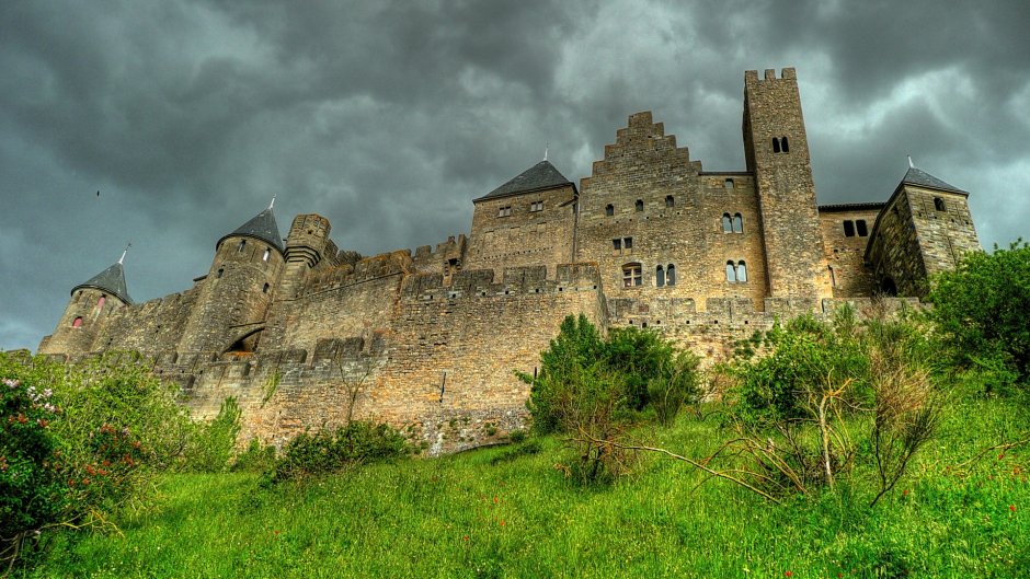 Штурм замка средневекового донжон