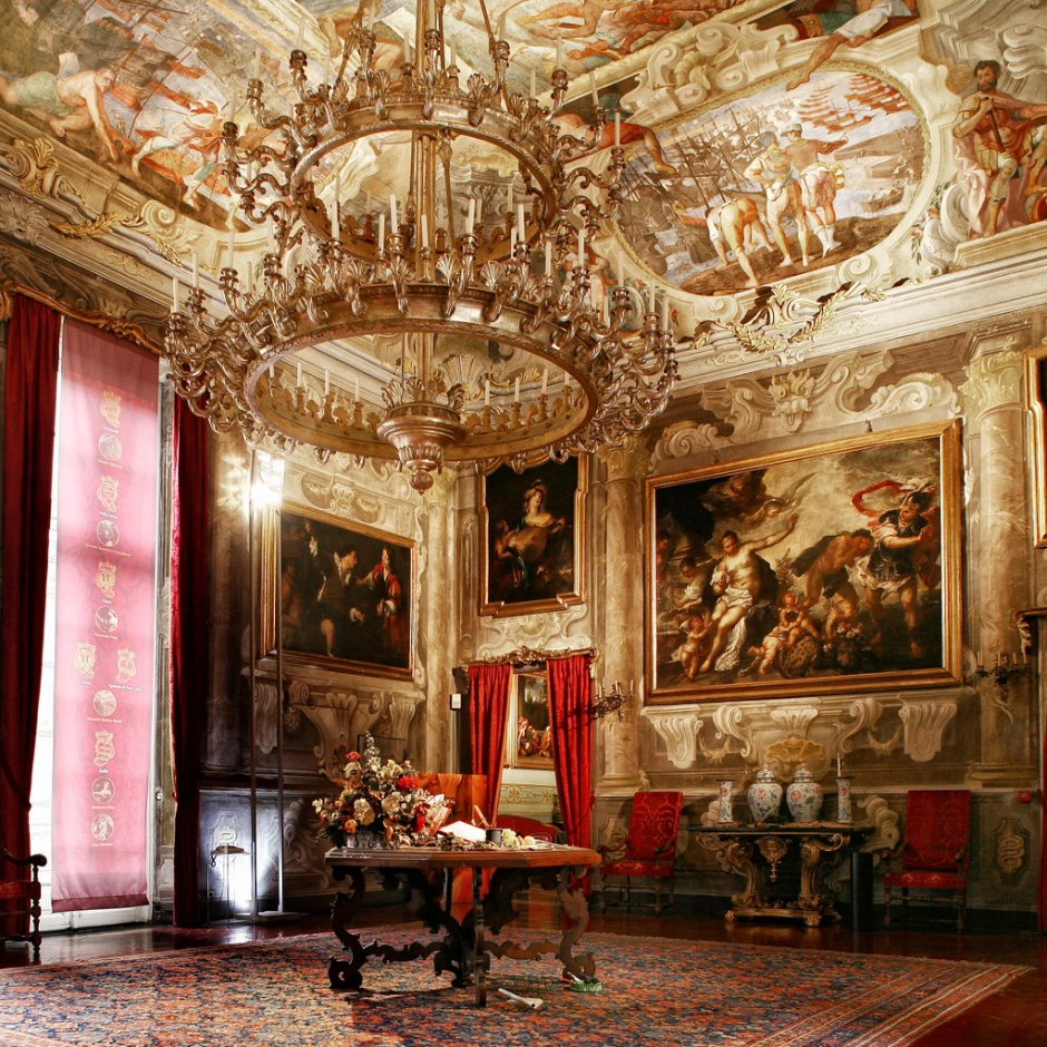 Королевский дворец в Генуе интерьер