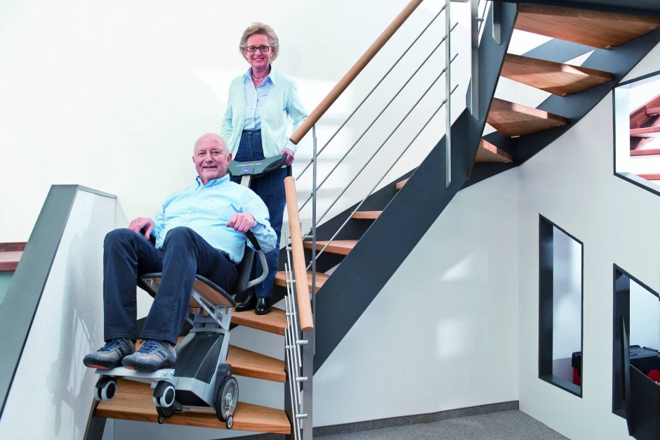 Подъёмники для инвалидов колясочников по лестнице