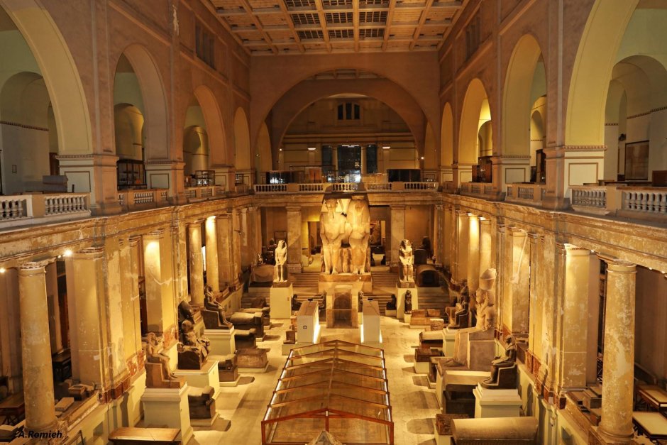 Египетский музей Каир Атриум