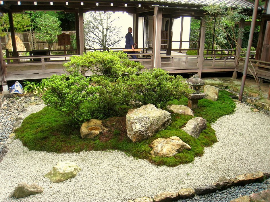 Гравийный сад в японском стиле