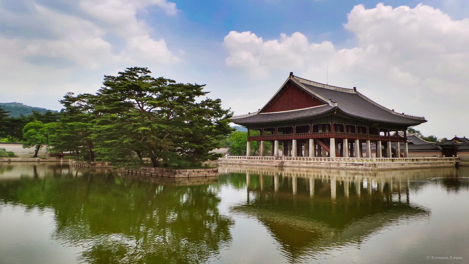 Корея Южная храм кёнбоккун