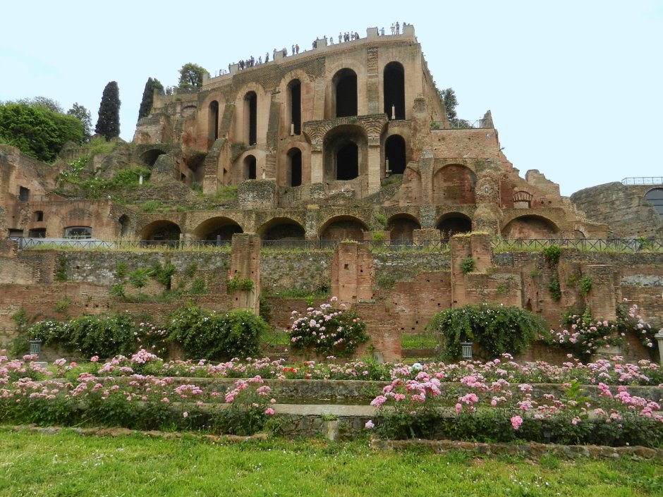 Холм палатин в Риме