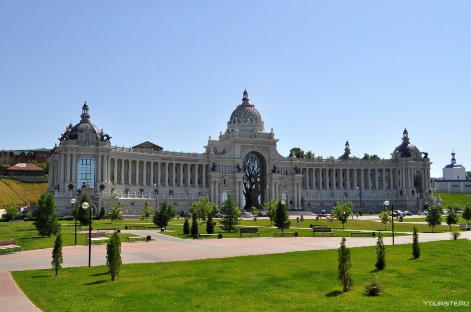 Казань вид с Кремля на дворец земледельцев