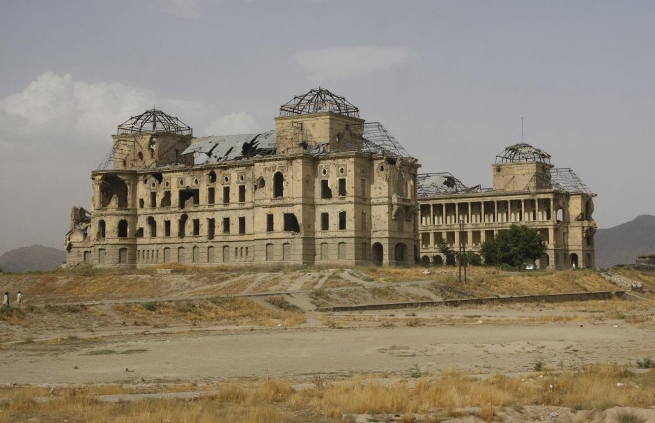1979 — Штурм дворца Амина в Кабуле, Афганистан.