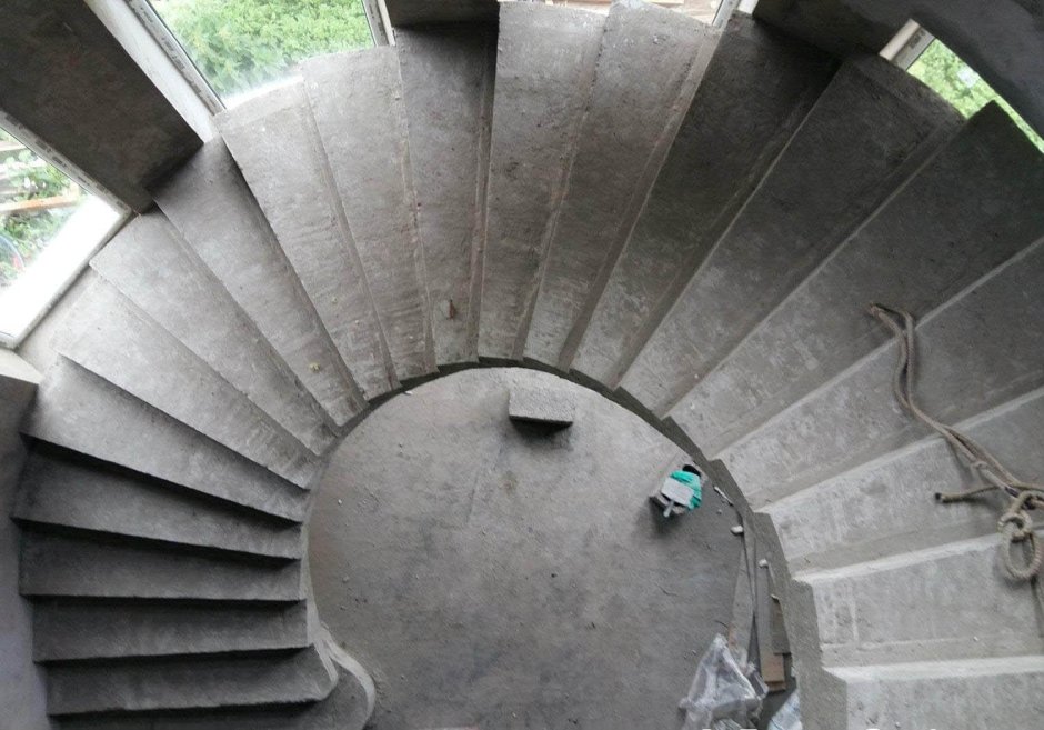 Опалубка для лестницы из бетона