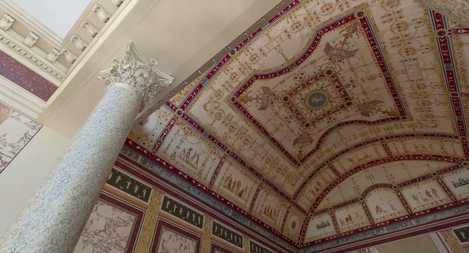 Дворца Domus transitoria
