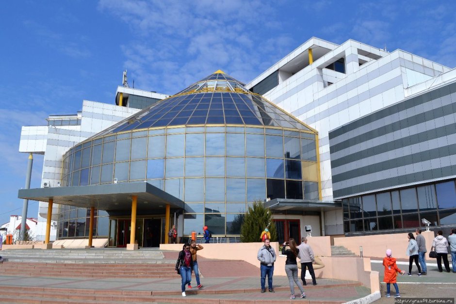 Элиста шахматный городок статуи