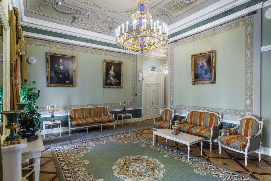 Итальянская гостиная Константиновского дворца в Стрельне
