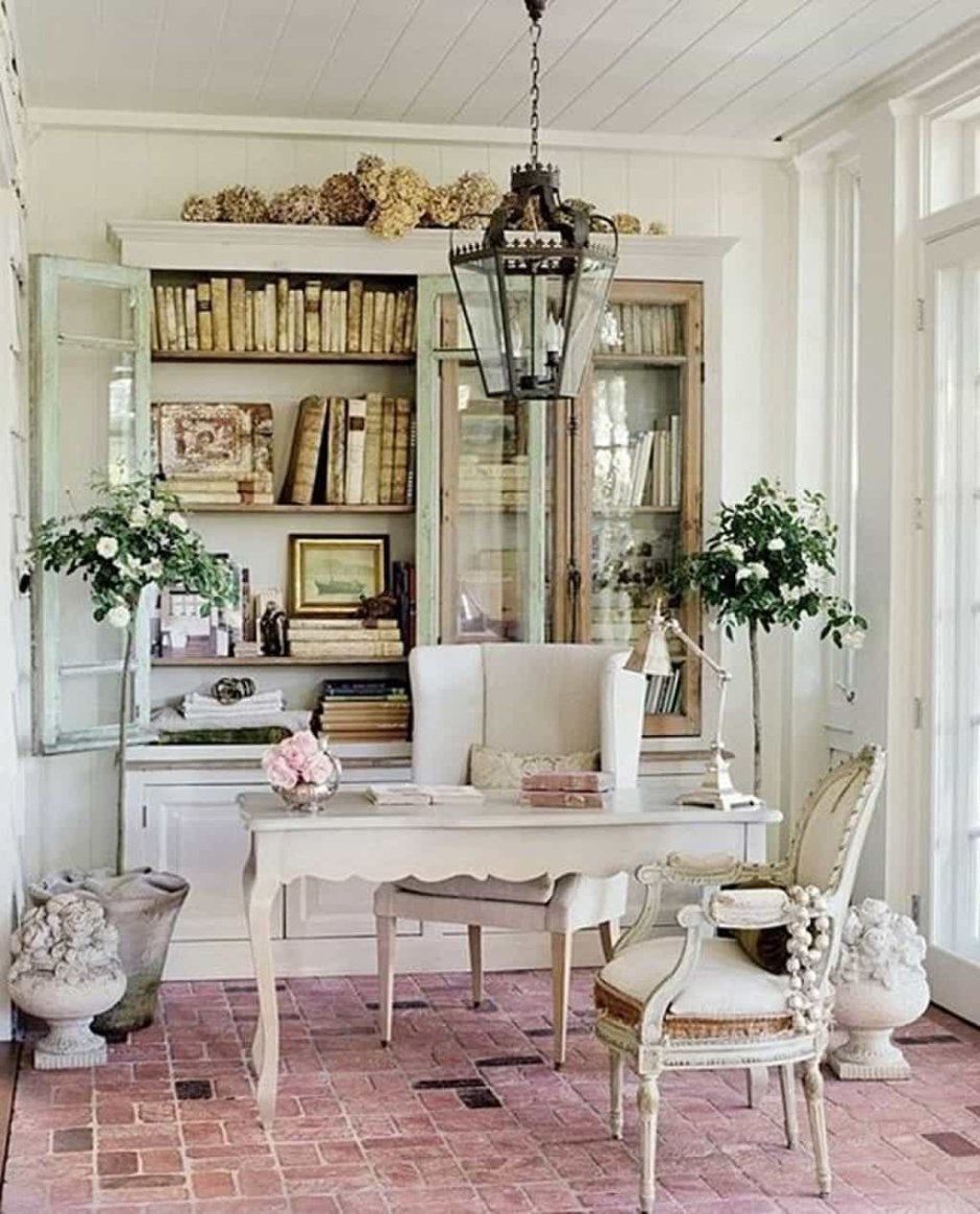 Popular Traditional Interior
