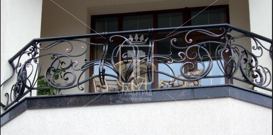 Красивые кованые ограждения для балконов