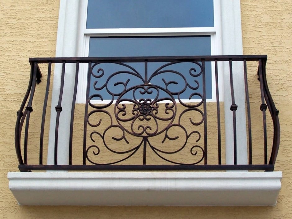 Французский кованый балкон - без площадки