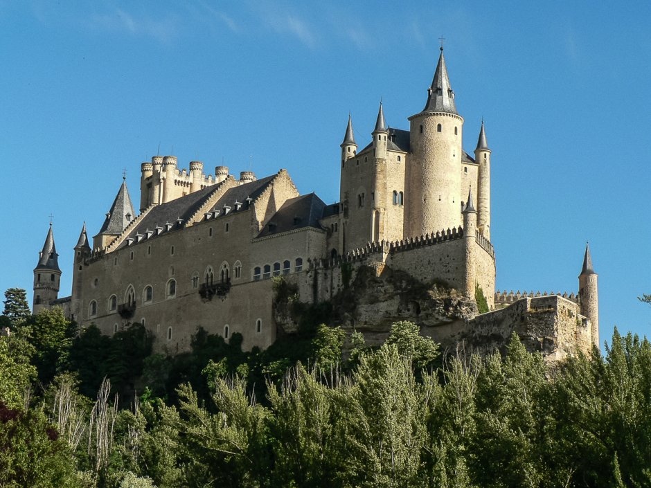 Замки испании