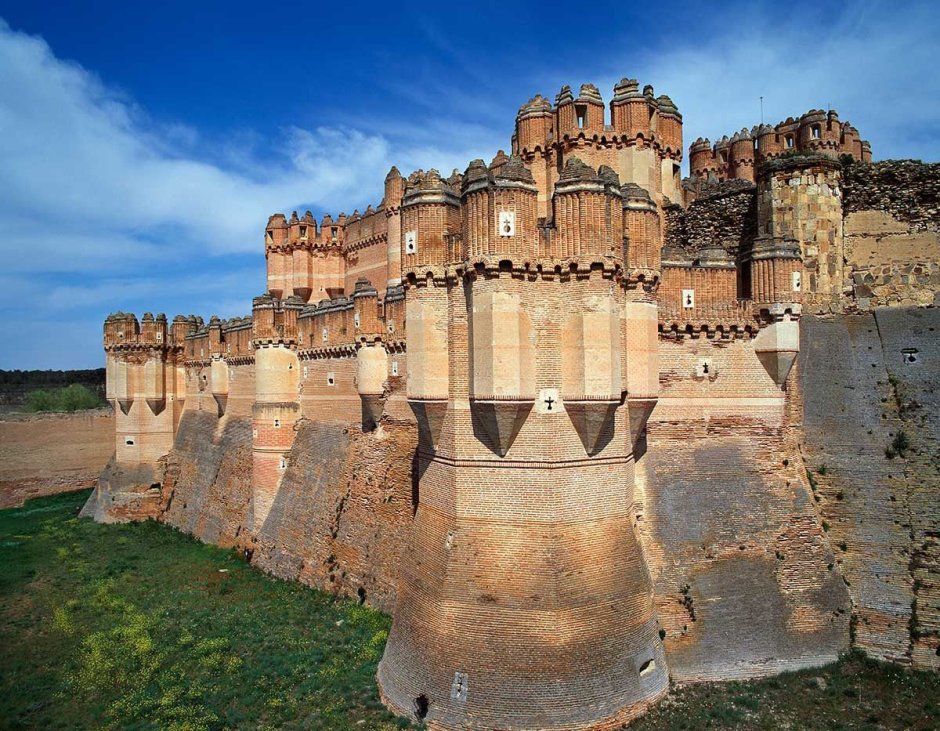 Замок-крепость Алькасар Сеговия