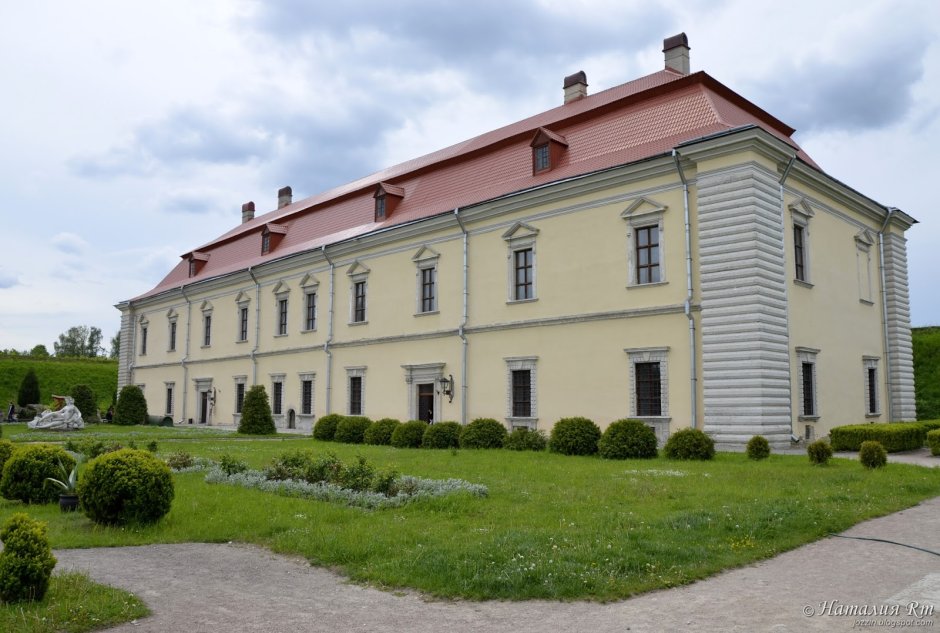 Золочевский замок китайский дворец