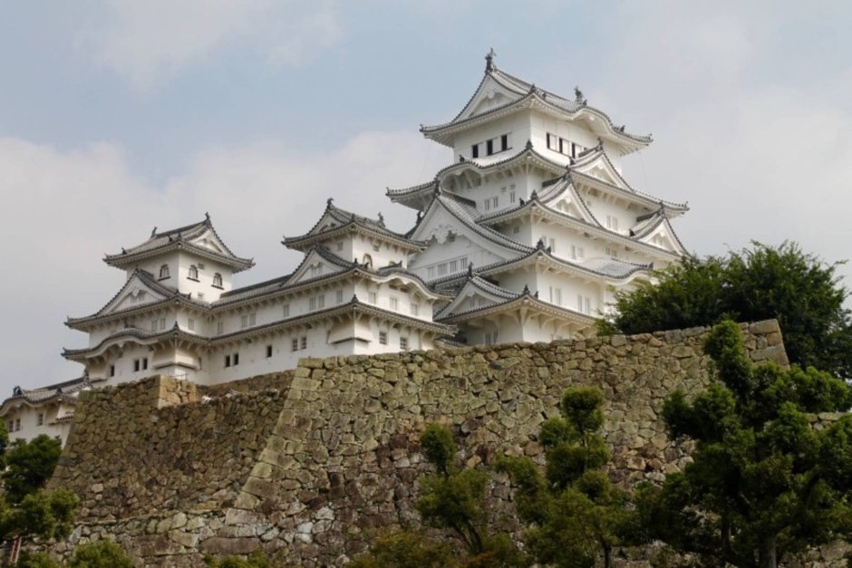 Самурай Сакура замок