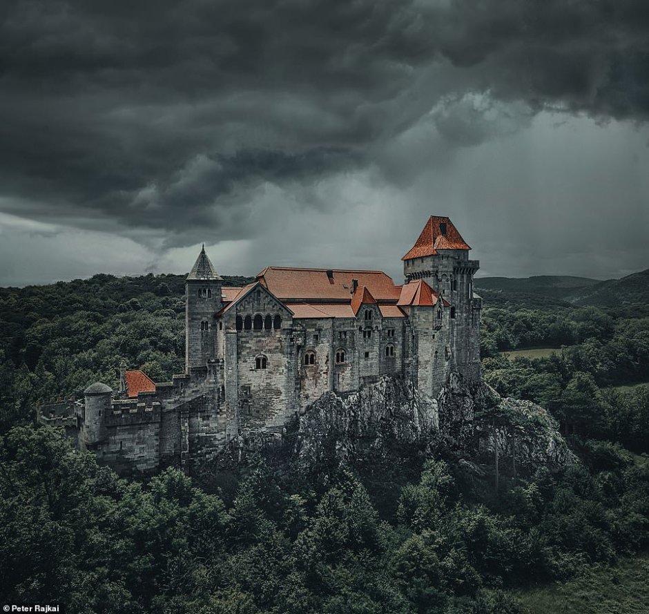 Венгерский замок в Австрии