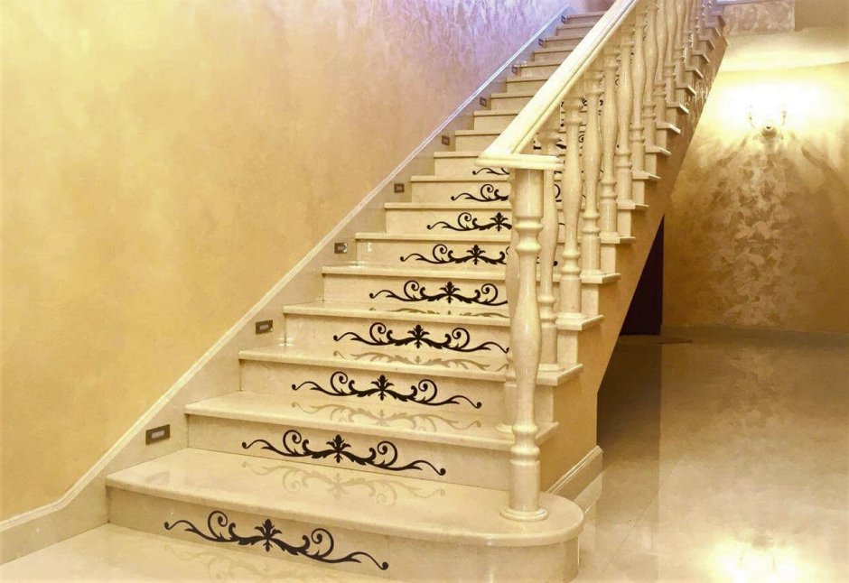 Мраморные ступеньки для лестницы