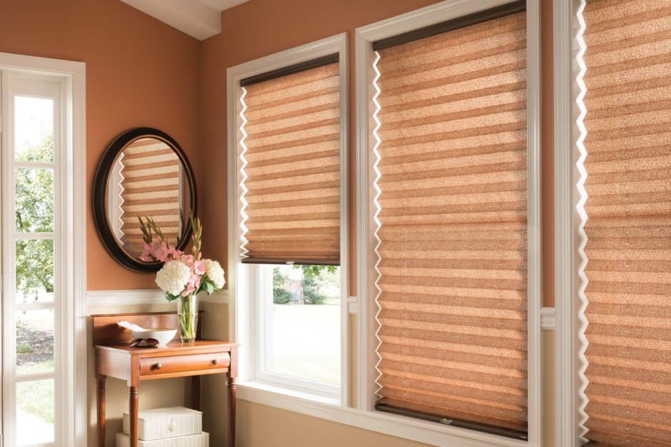 Hunter Douglas Roller Blind