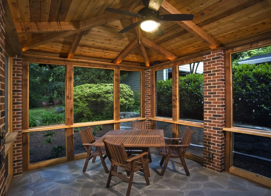 Красивые деревянные веранды