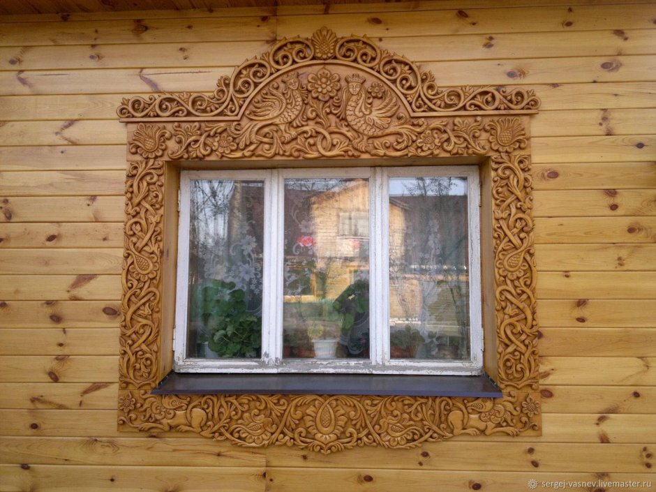 Пропильная домовая резьба