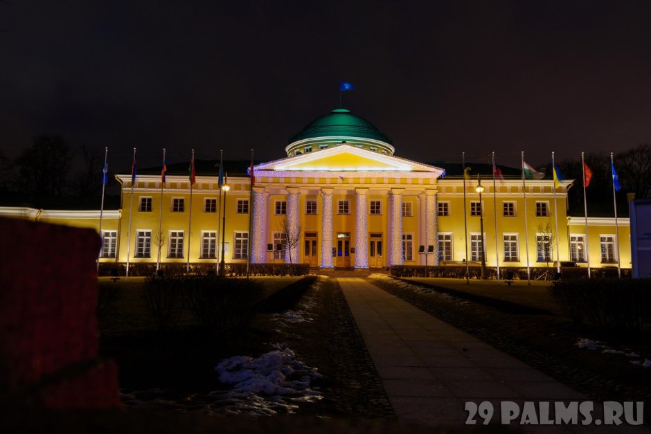 Таврический дворец в Петербурге (1783-1789),