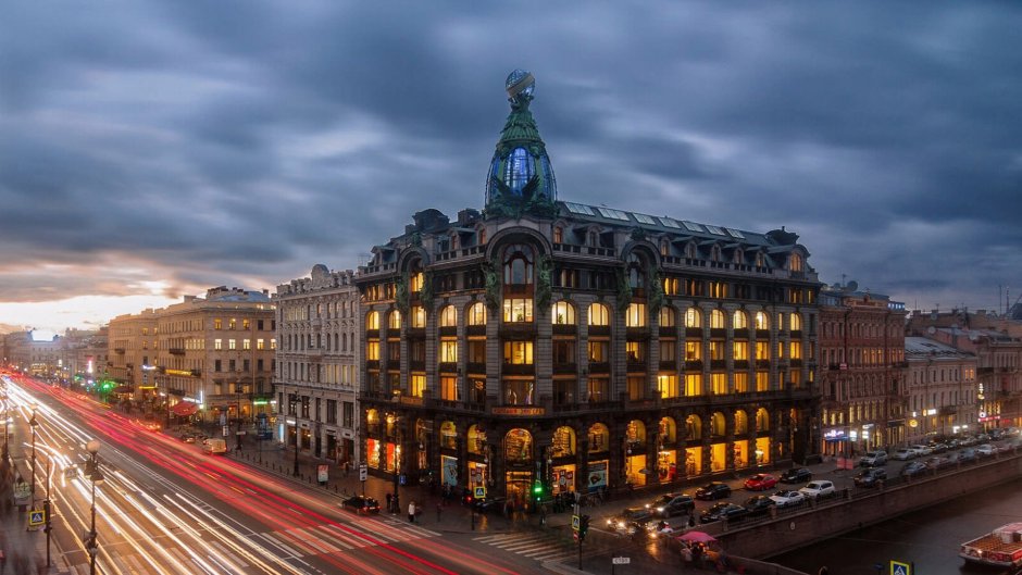 Дом Зингера в Санкт-Петербурге