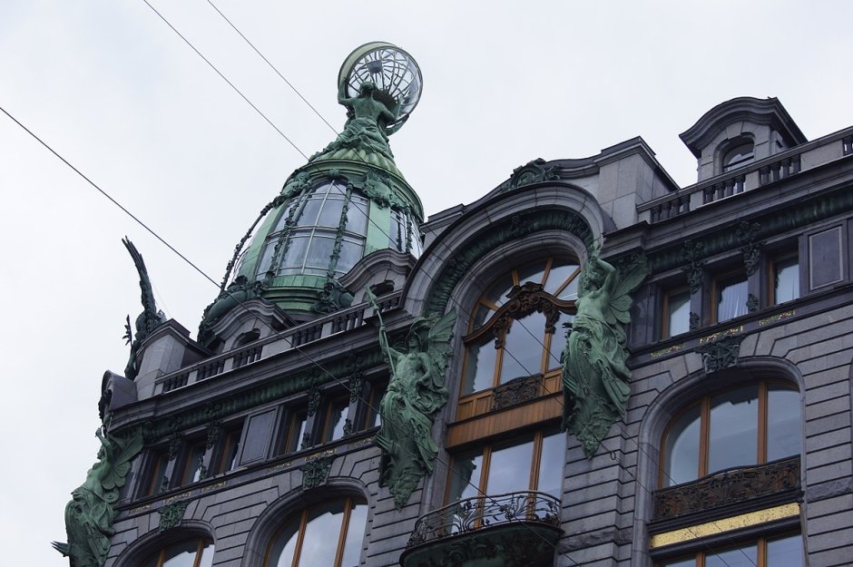 Дом Зингера в Санкт-Петербурге