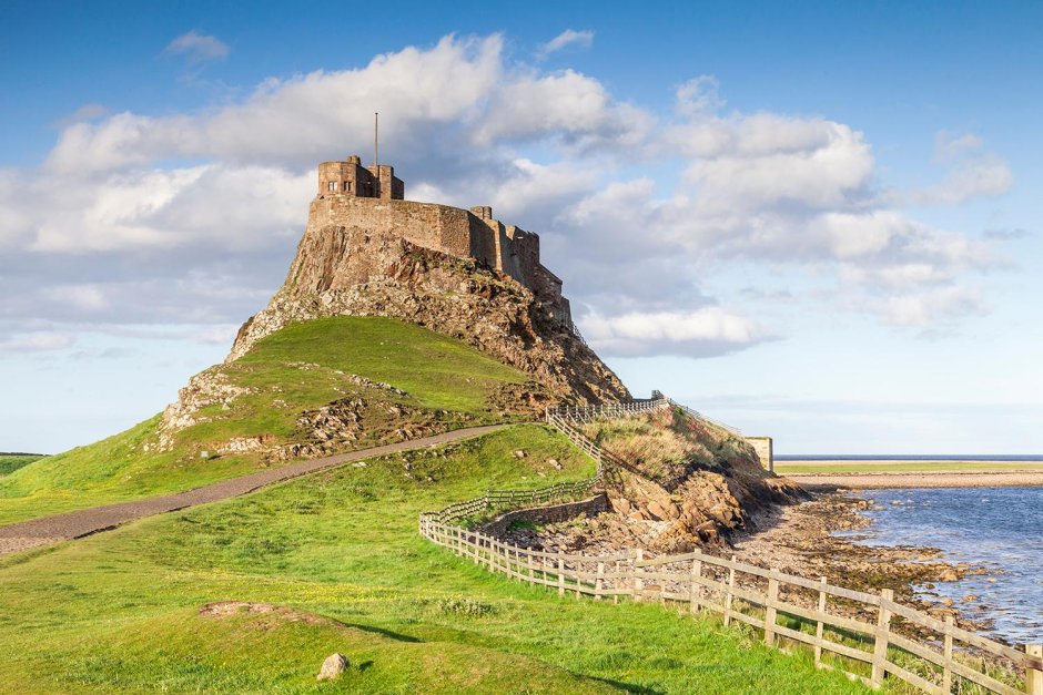 Lindisfarne замок