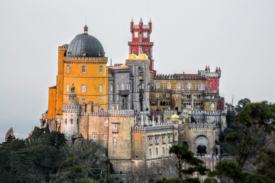 Жинжинья Португалия дворец пена