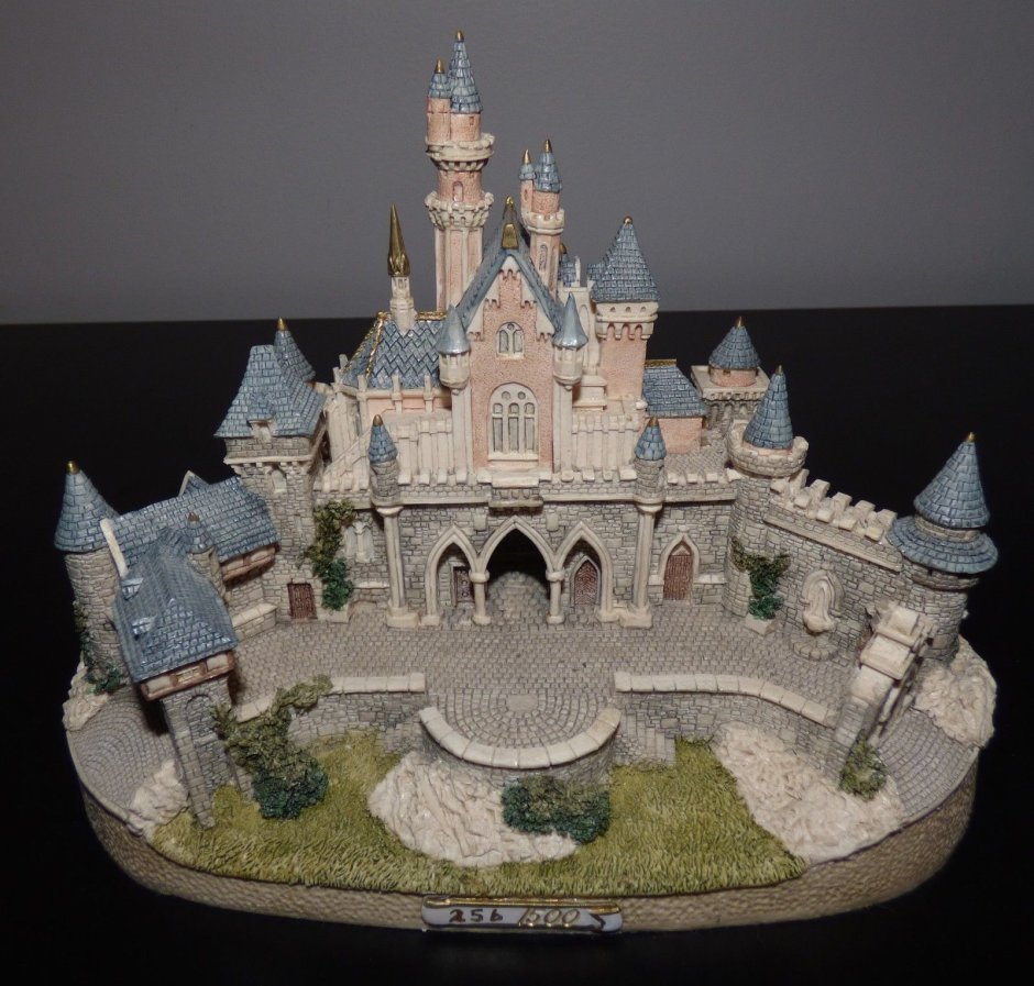 Замок из полимерной глины