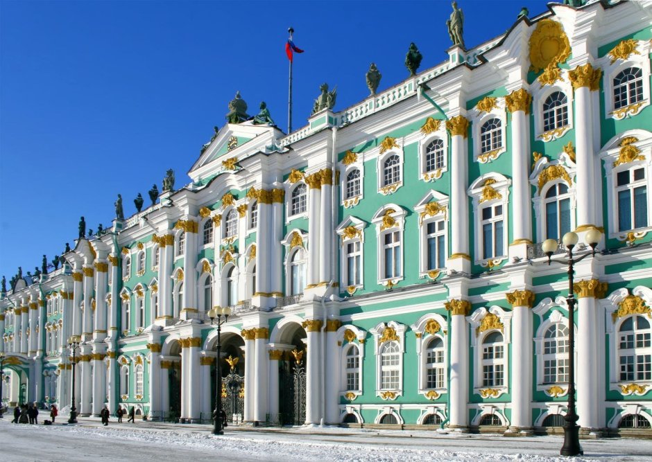 Фасады зимнего дворца в Петербурге